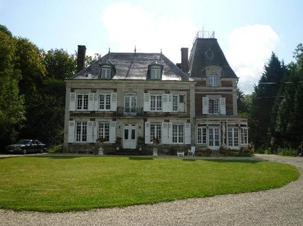 1-chateau-montaubois-54e5d044.jpg